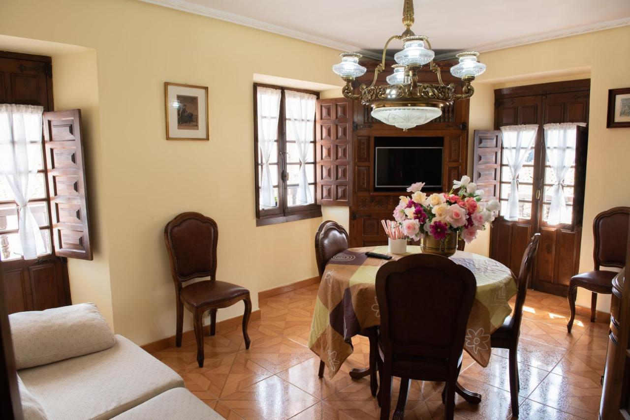 La Torrevia2 Apartment Santillana del Mar Bagian luar foto